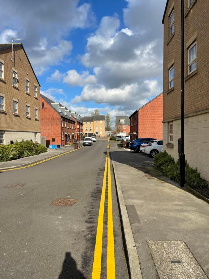 Boothferry Park Lodge 킹스턴어폰헐 외부 사진