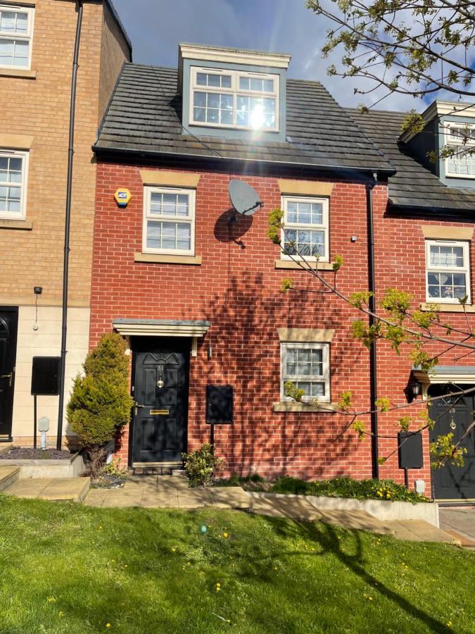 Boothferry Park Lodge 킹스턴어폰헐 외부 사진